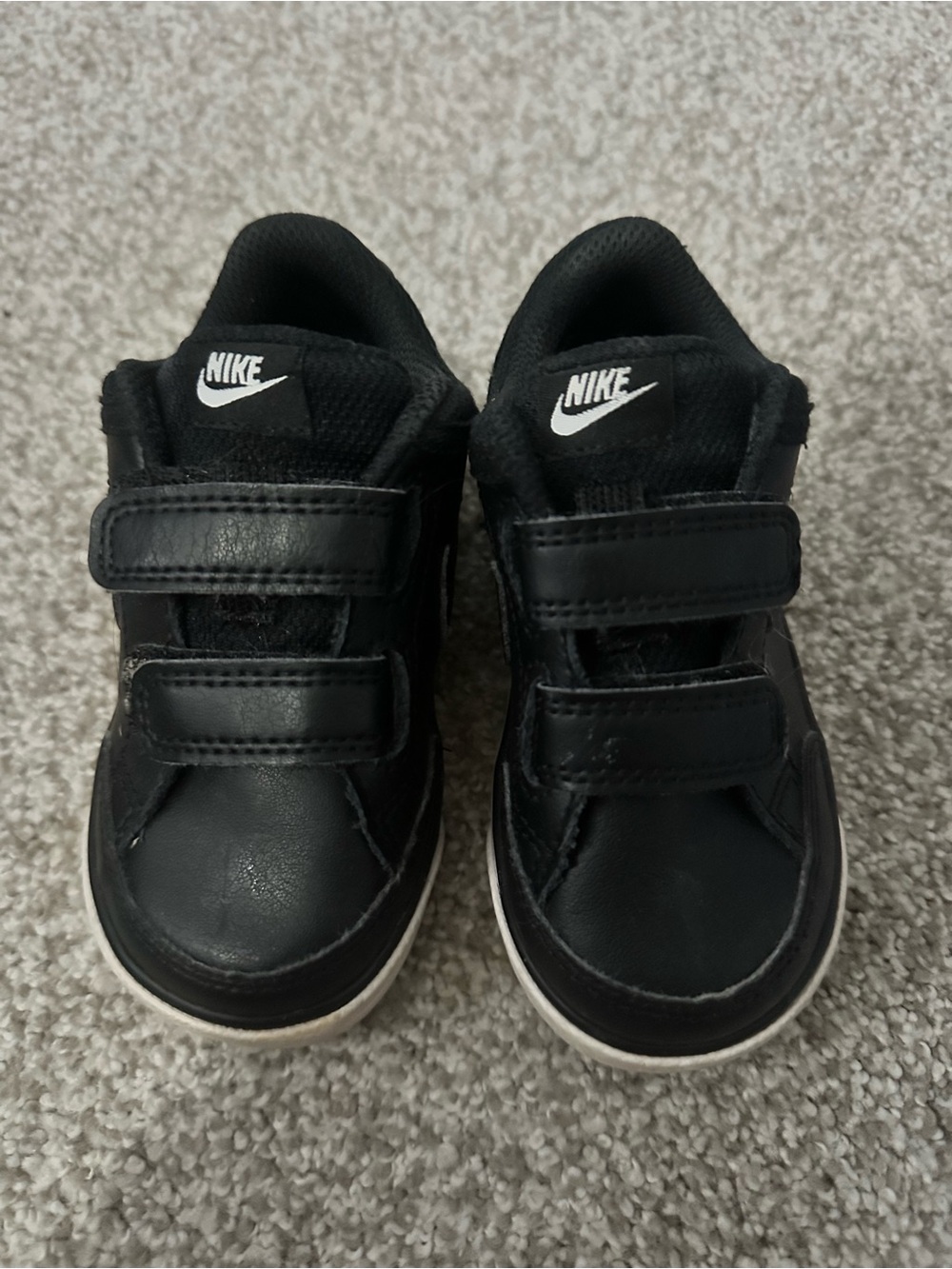Nike Toddler Black Velcro Sneakers Size 7C Kids Shoes